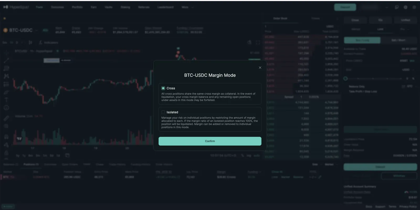 Hyperliquid margin mode dialog for BTC-USDC offering Cross — all cross positions share the same margin as collateral — and Isolated — margin restricted per position, liquidated when its margin ratio reaches 100%